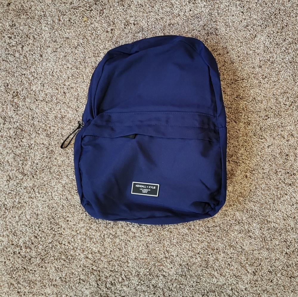 NWT Kendall +Kylie 2 piece backpacks - Picture 4 of 5